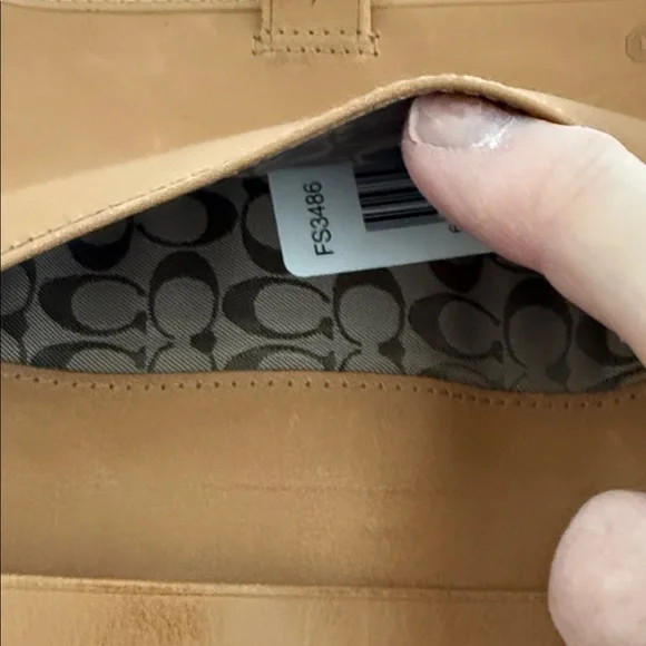 Coach Caramel Leather check book cover - Picture 5 of 5